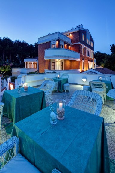 瓦林别墅精品酒店-官方