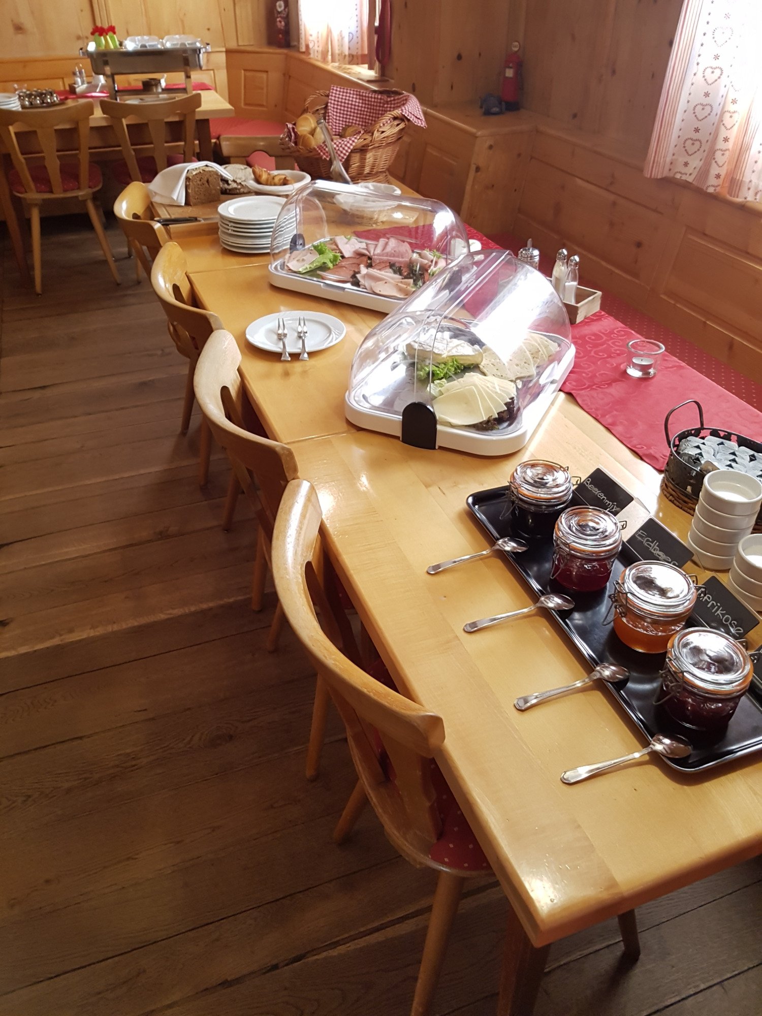 Gasthof Schonau-餐饮