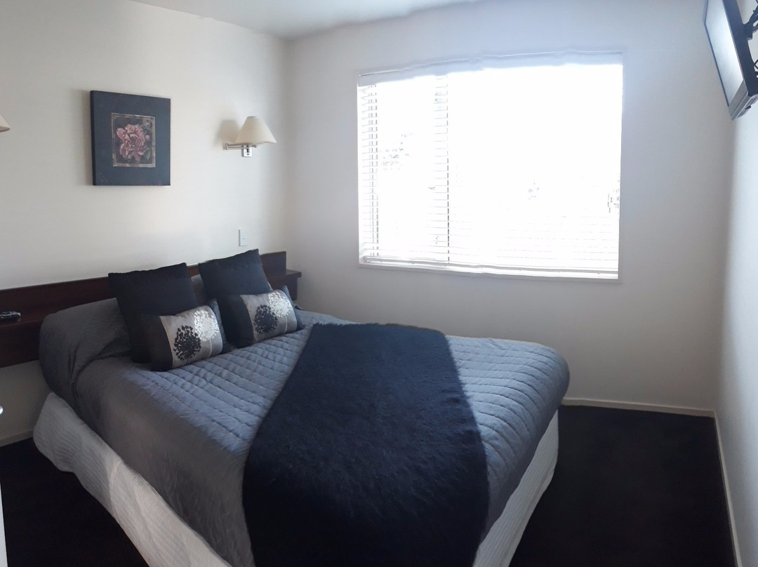 Cedar Grove Motor Lodge