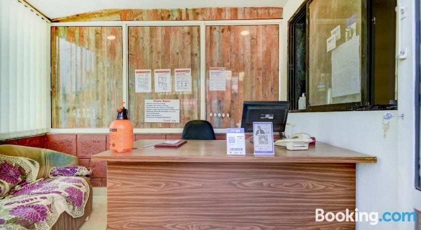 SPOT ON 71120 Om Residency