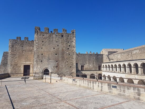 Castle of Malconsiglio-Miglionico必去景点
