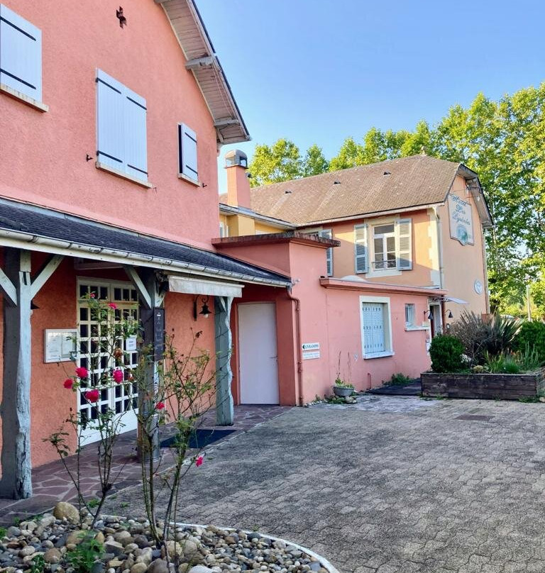 国际之家比利牛斯绿廊度假酒店主图