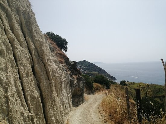 Pizzi Bianchi Mountain景点图片