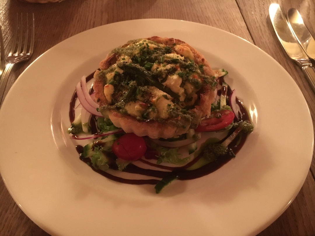 The Hare & Hounds Foss Cross主图
