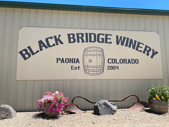 Black Bridge Winery景点图片