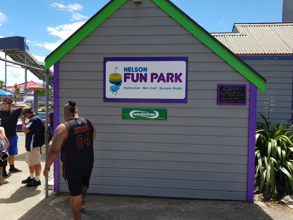 Nelson Fun Park - Hydroslide, Bumper Boats, Mini Golf, Laser Tag and Trampoline Park景点图片