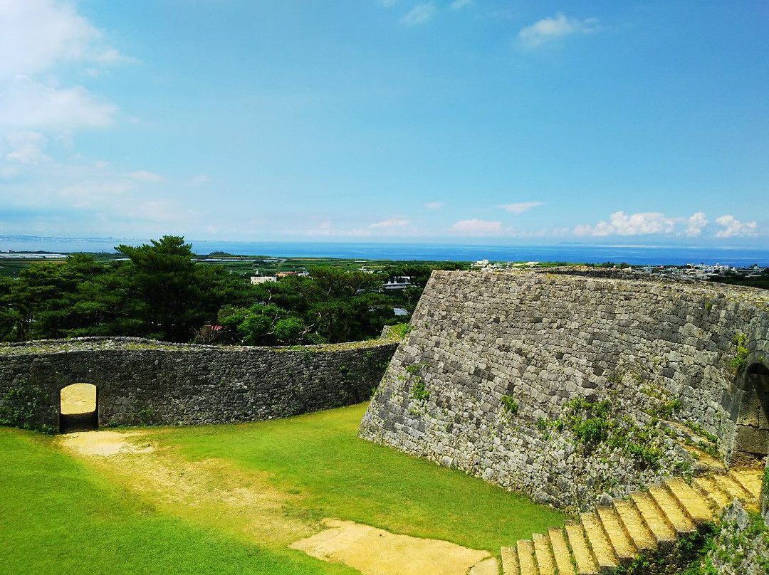 Zakimi Castle Ruins景点图片