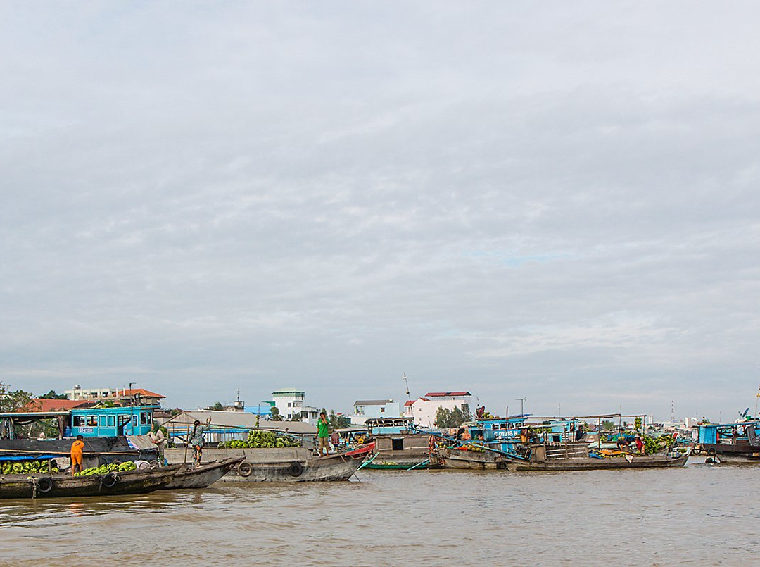 Chau Doc Floating Market景点图片
