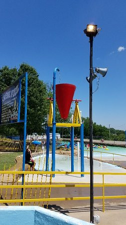 Sun 'n Fun Waterpark-庞卡城必去景点