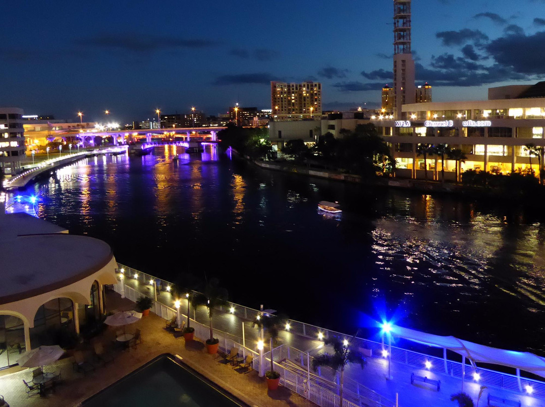 Tampa Riverwalk景点图片