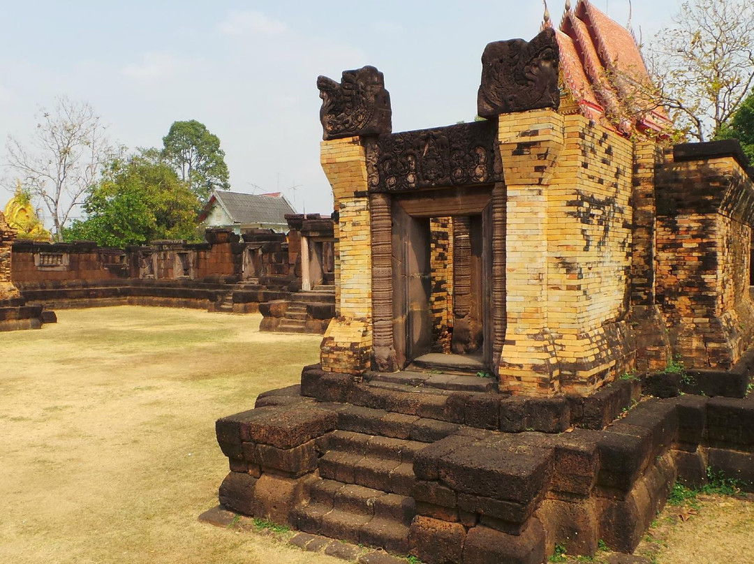 Prasat Ban Prasat Sanctuary (Huay Tap Tan Ruins)景点图片