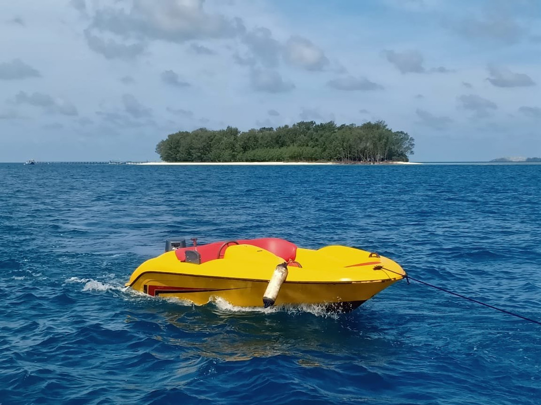 Karimunjawa Party Boat