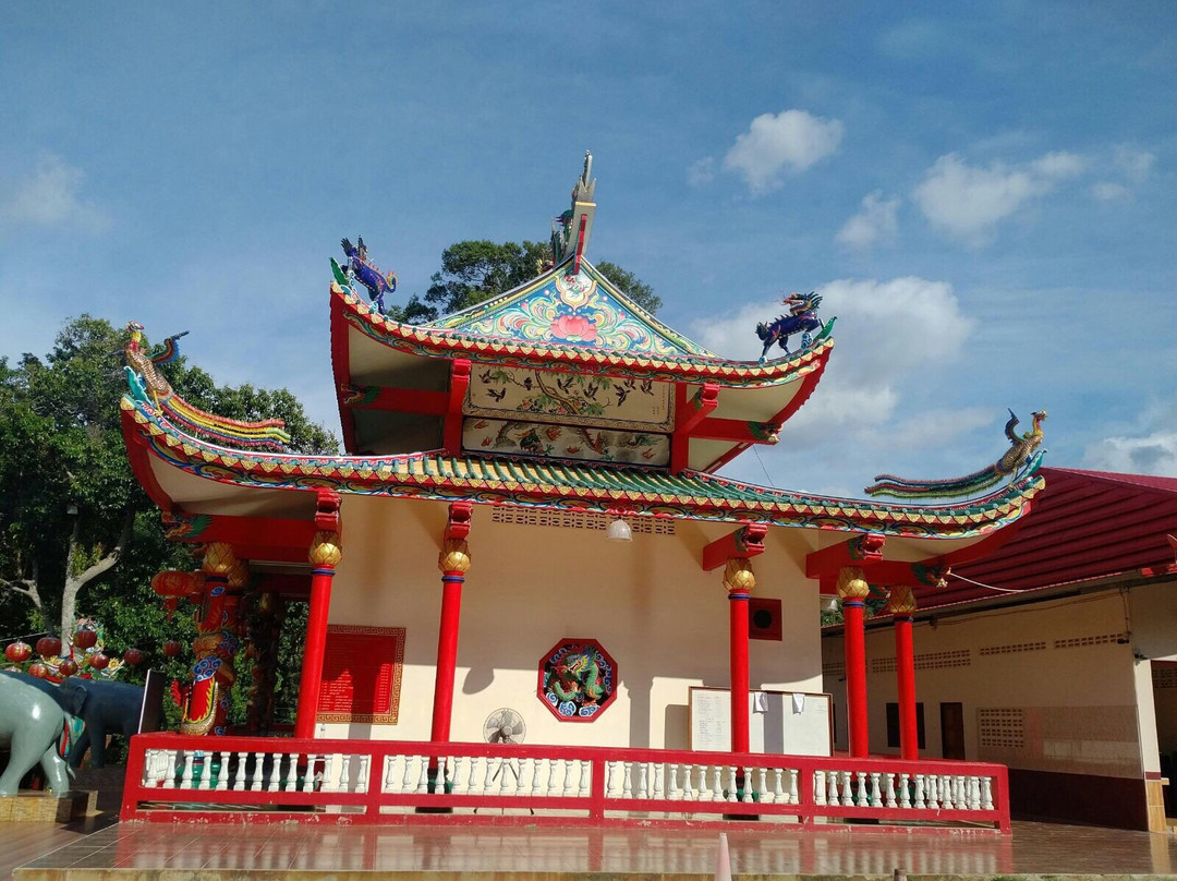 Chao Por Koh Chang Shrine