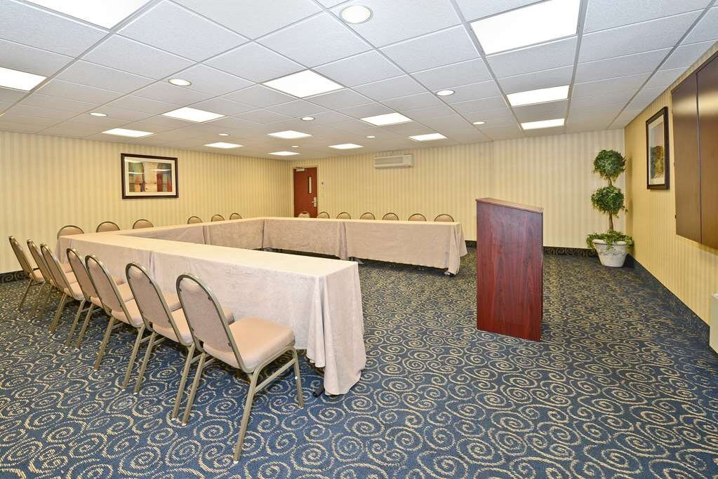 Holiday Inn Express & Suites Williamstown - Glassboro By IHG主图