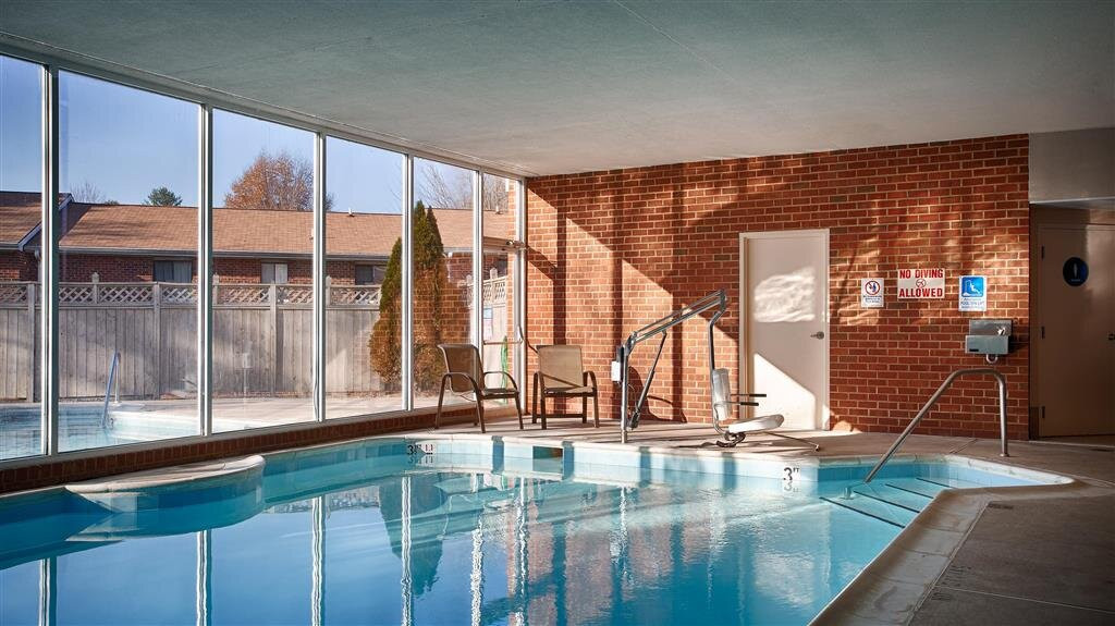 Best Western Plus Inn At Hunt Ridge主图