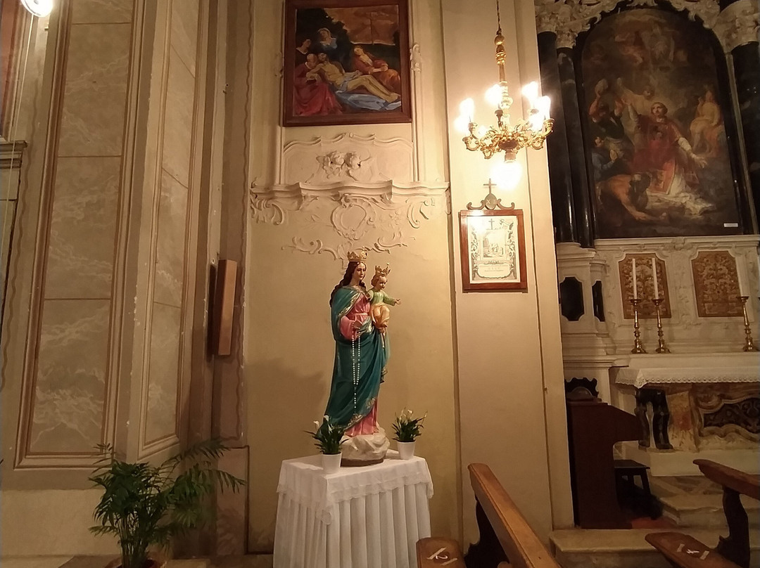 Chiesa Parrocchiale Di S. Nicola Da Bari-Toscolano-Maderno必去景点