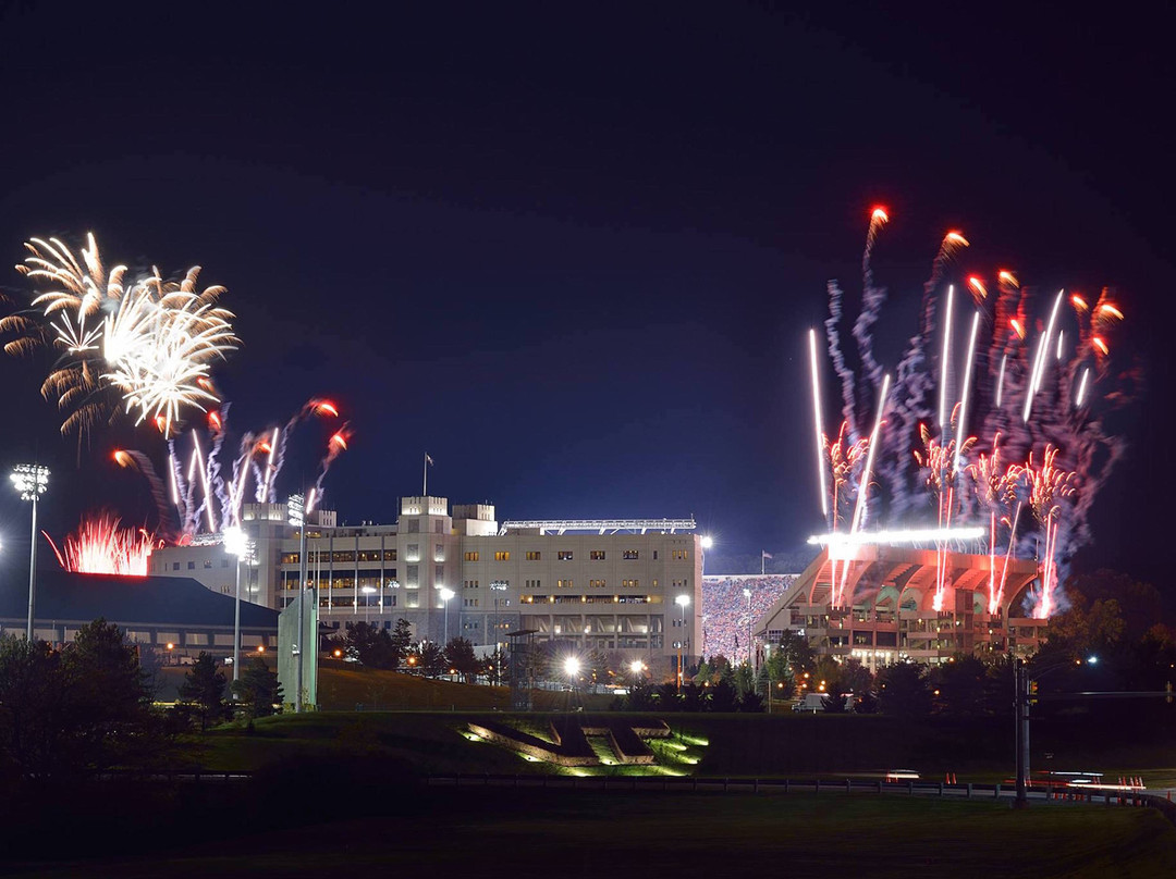 Holiday Inn Express & Suites Blacksburg - University Area By IHG主图