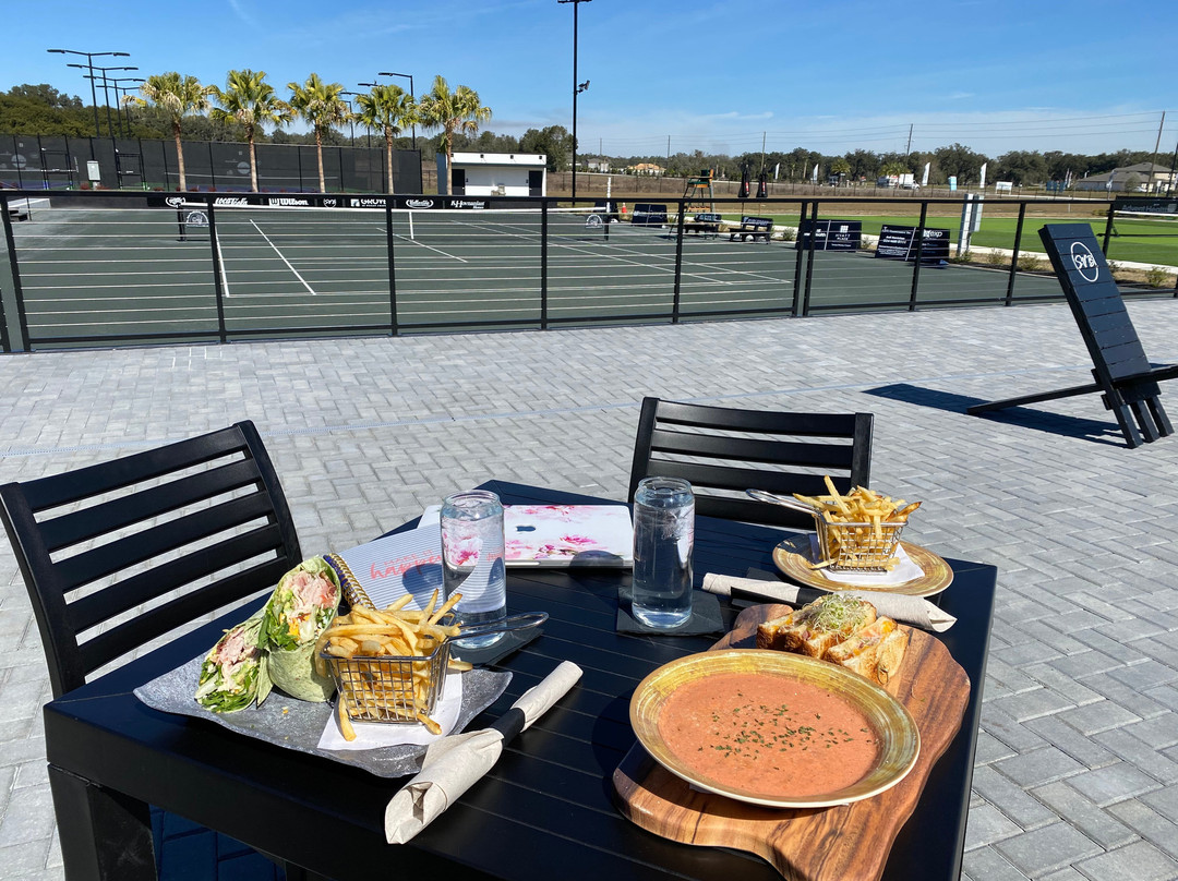 Sarah Vande Berg Tennis & Wellness Center-Zephyrhills必去景点
