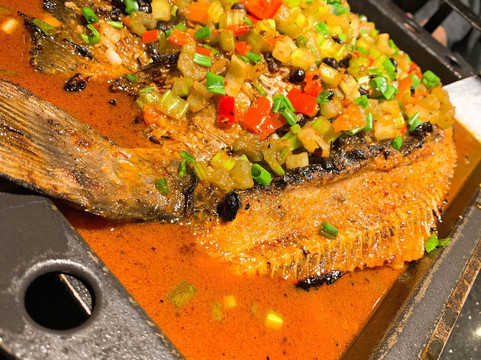 江边城外巫山烤全鱼(朝外店)主图