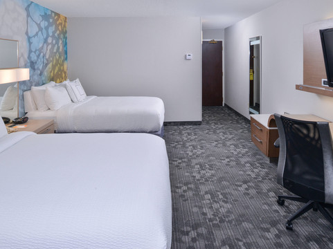 亚特兰大萨沃尼万怡酒店主图