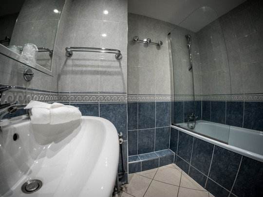 Curling Hôtel & Bar主图