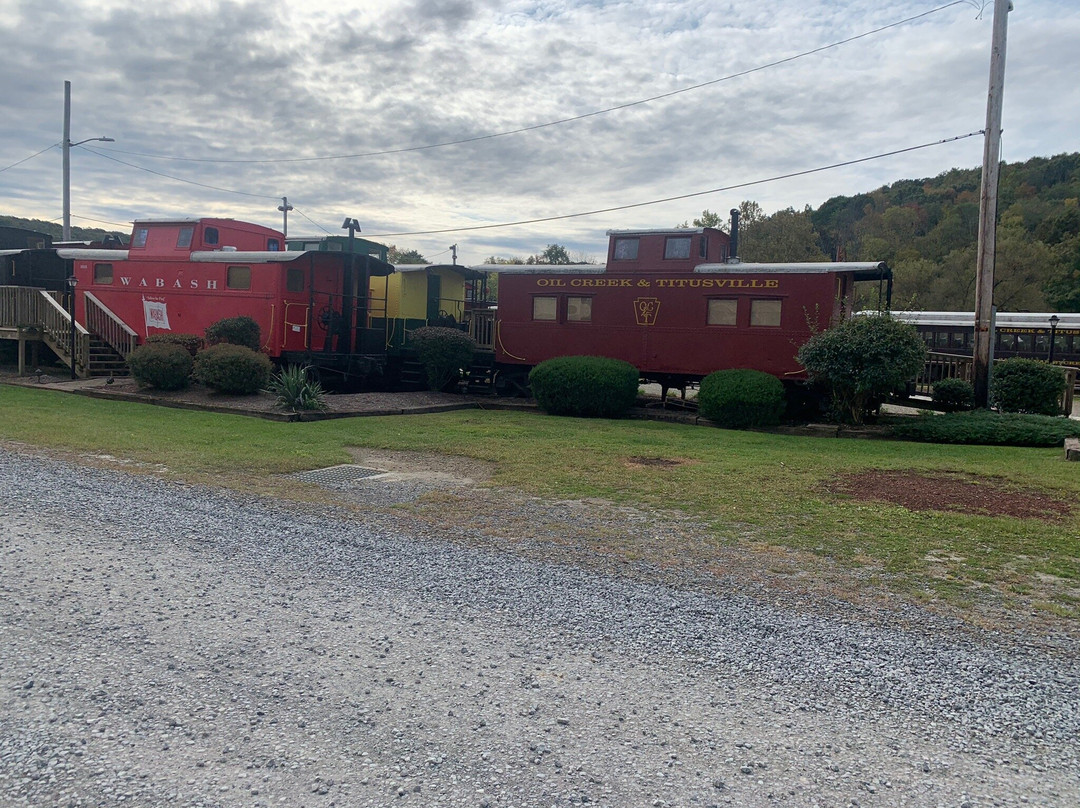Caboose Motel主图