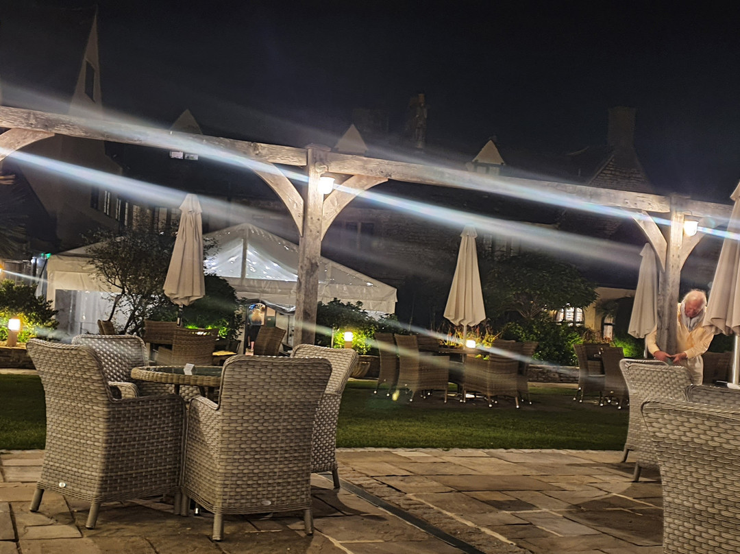 罗德布鲁熊酒店主图