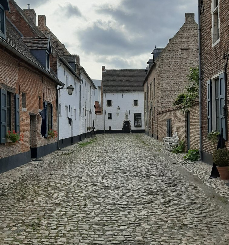 Begijnhof Diest景点图片