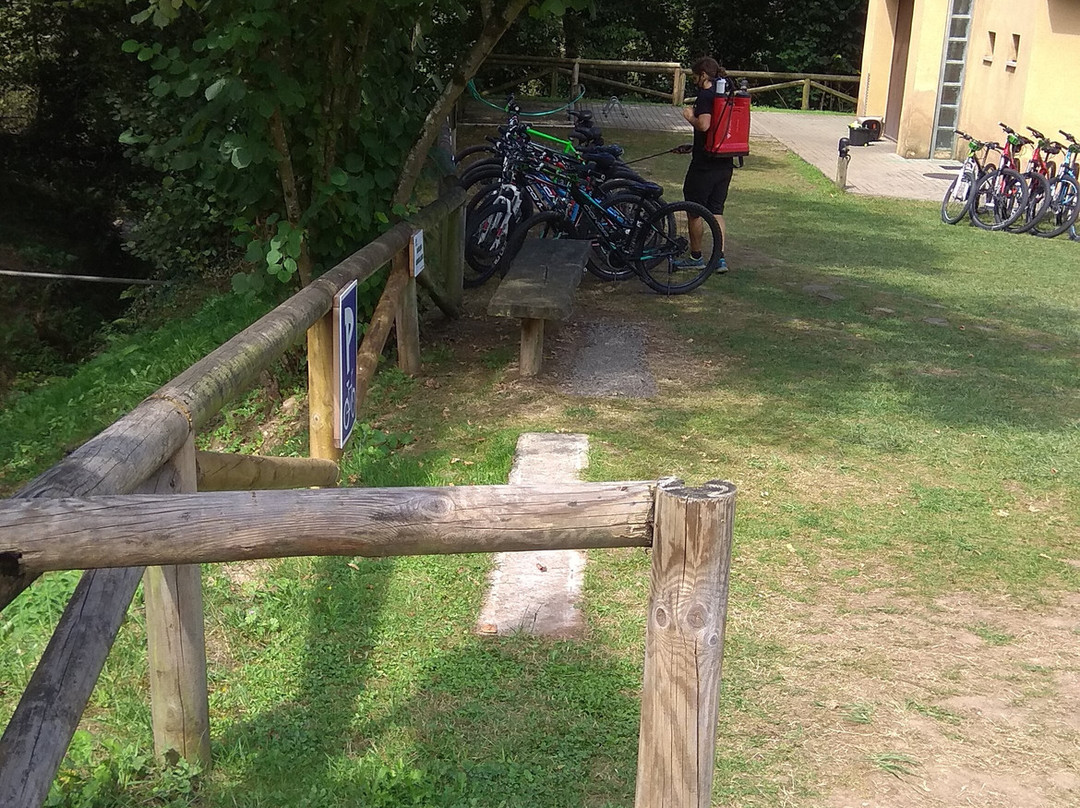 Centro Btt Valles del Oso-Villanueva De Santo Adriano必去景点