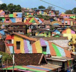 Rainbow Village景点图片