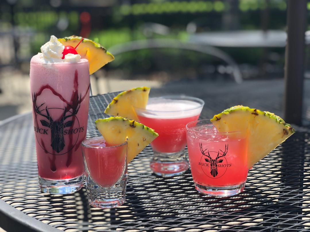 Buck Shots Bar & Grill-Clarkston必去景点