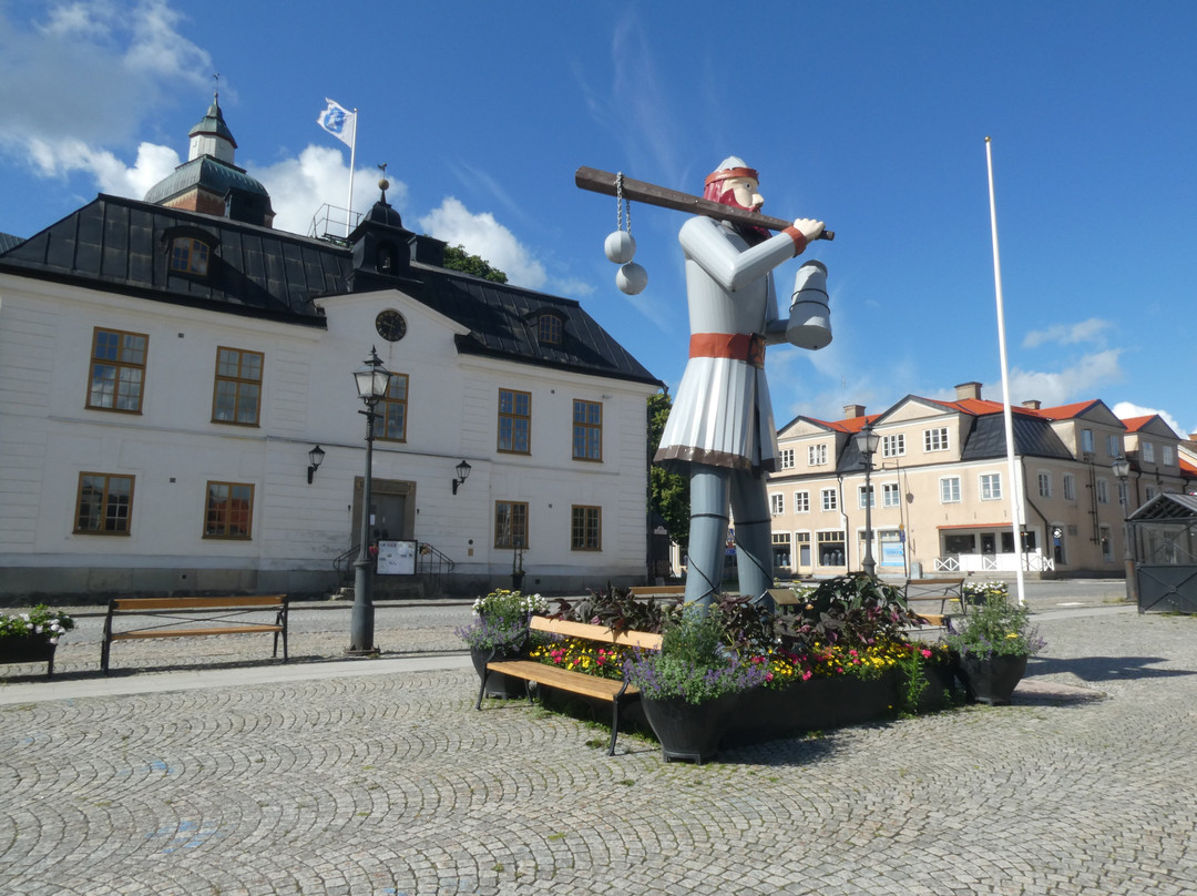 Statyn ”Ture Lång”