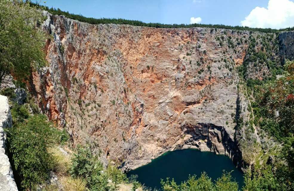 Imotski - Modro i Crveno Jezero - Central Dalmatia Croatia - Bike Tracks景点图片