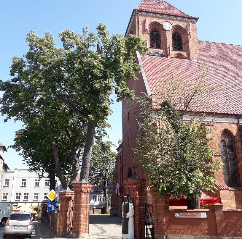 Koscioł sw. Apostołow Piotra i Pawła景点图片