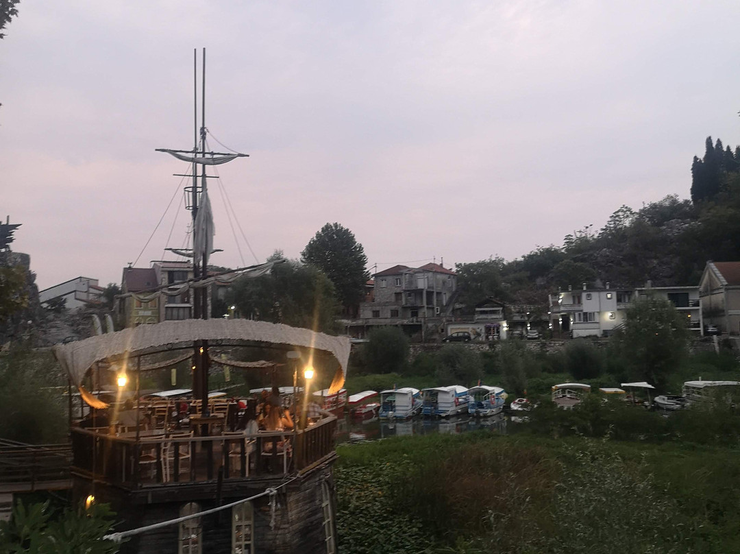 Virpazar-old-bridge-维尔巴札拉必去景点