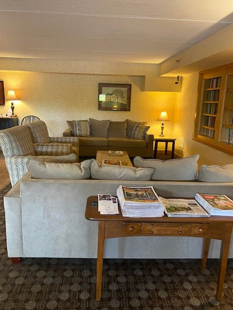 Quality Inn Tully I 81主图