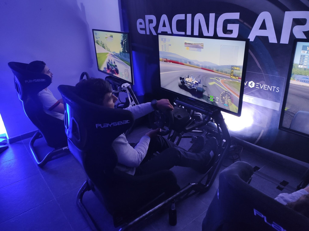 eRacing Arena景点图片