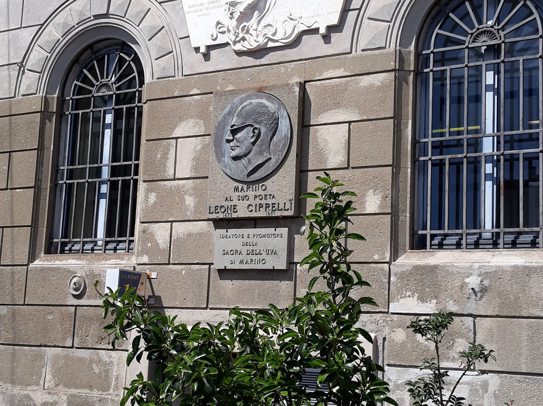 Piazza Matteotti-马里诺必去景点
