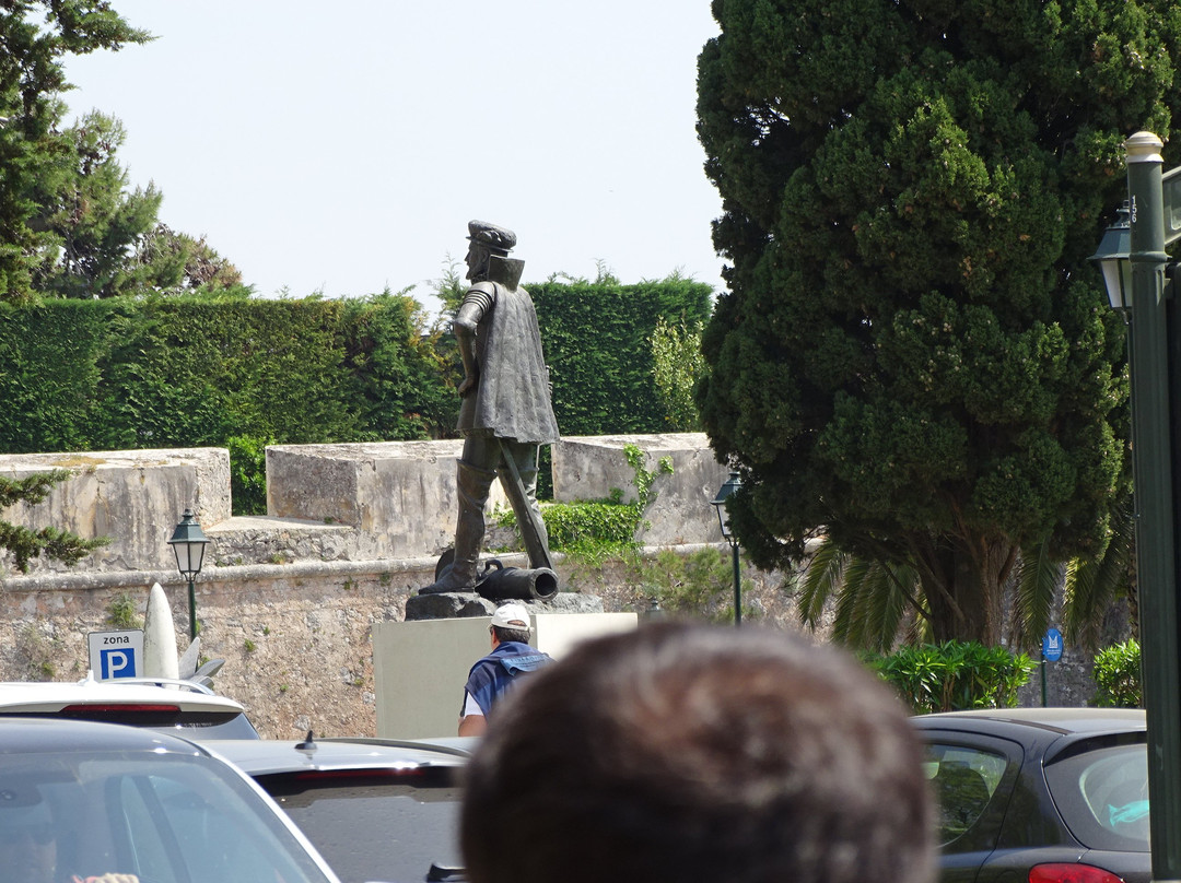 Estatua de D.Diogo de Menezes-卡斯凯什必去景点