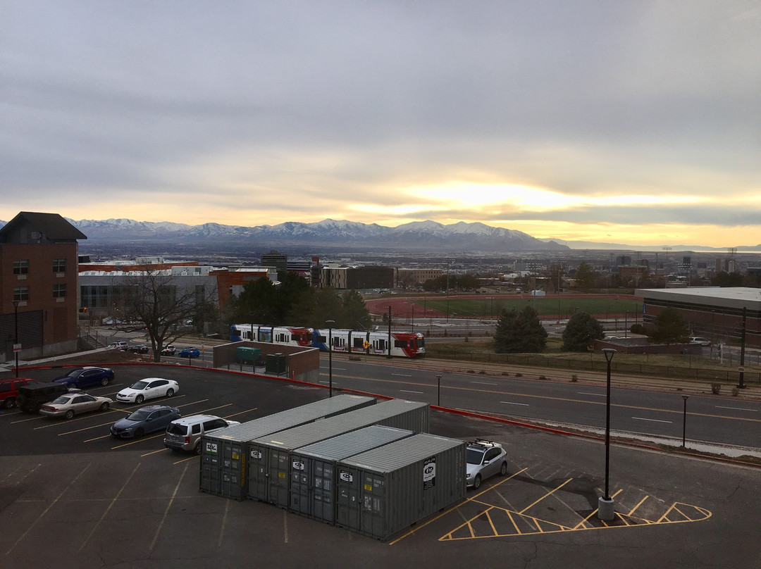 大学宾馆及会议中心主图