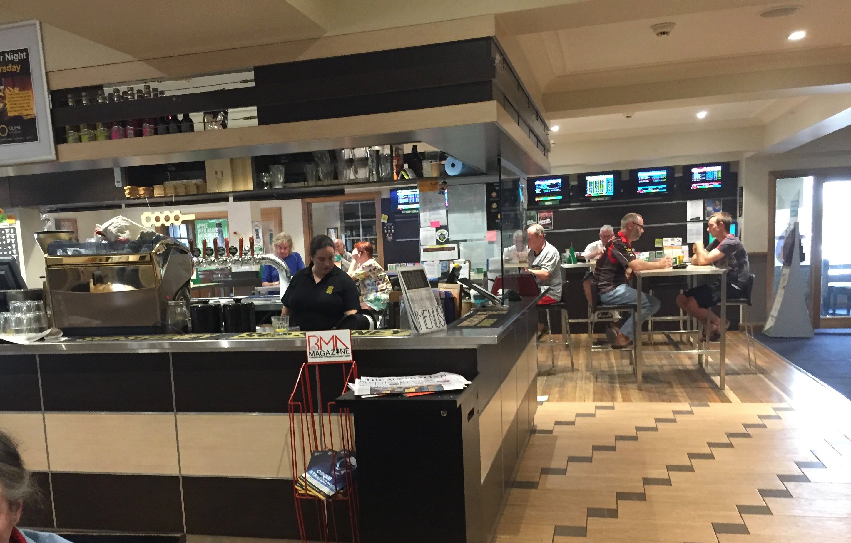 Mercure Canberra-餐饮
