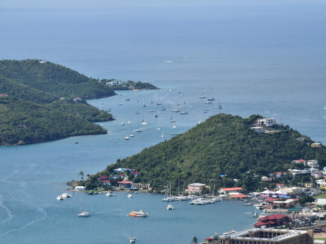 Valdemar A. Hill Drive Scenic Overlook-夏洛特阿马利亚必去景点