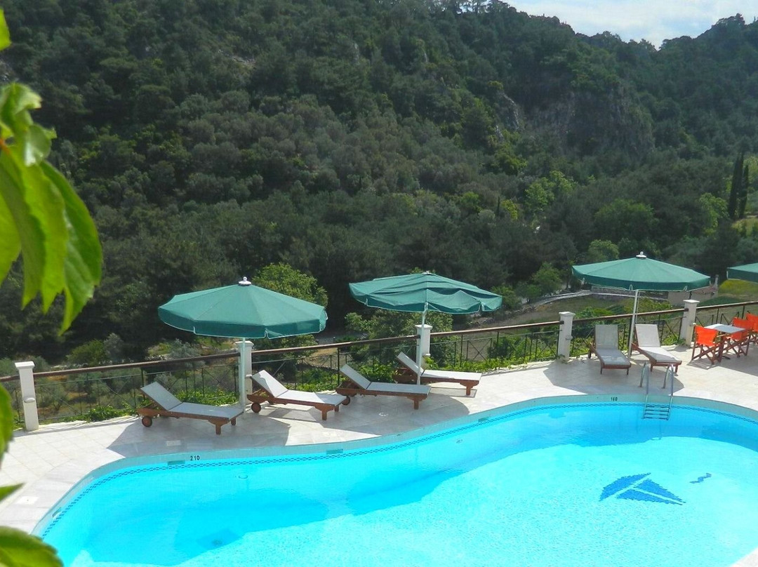 Daphne Hotel Samos主图