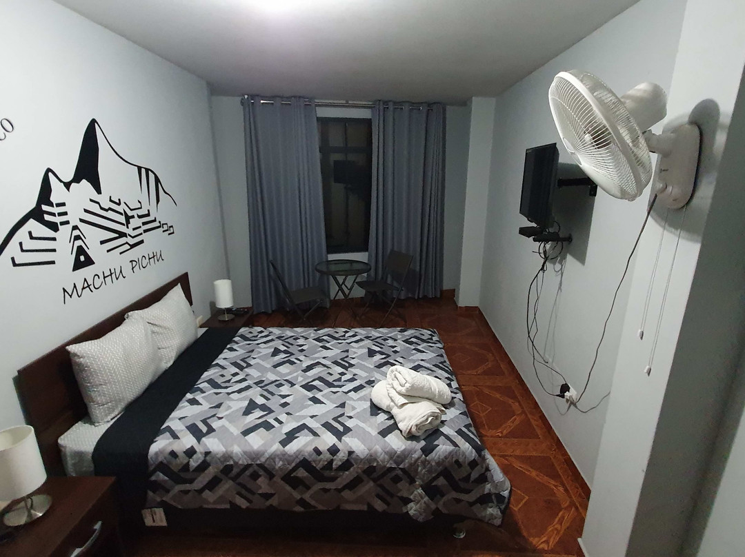 Lima Airport Tampu B&B主图