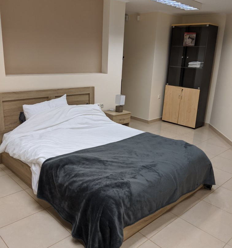 GK Airport Suites
