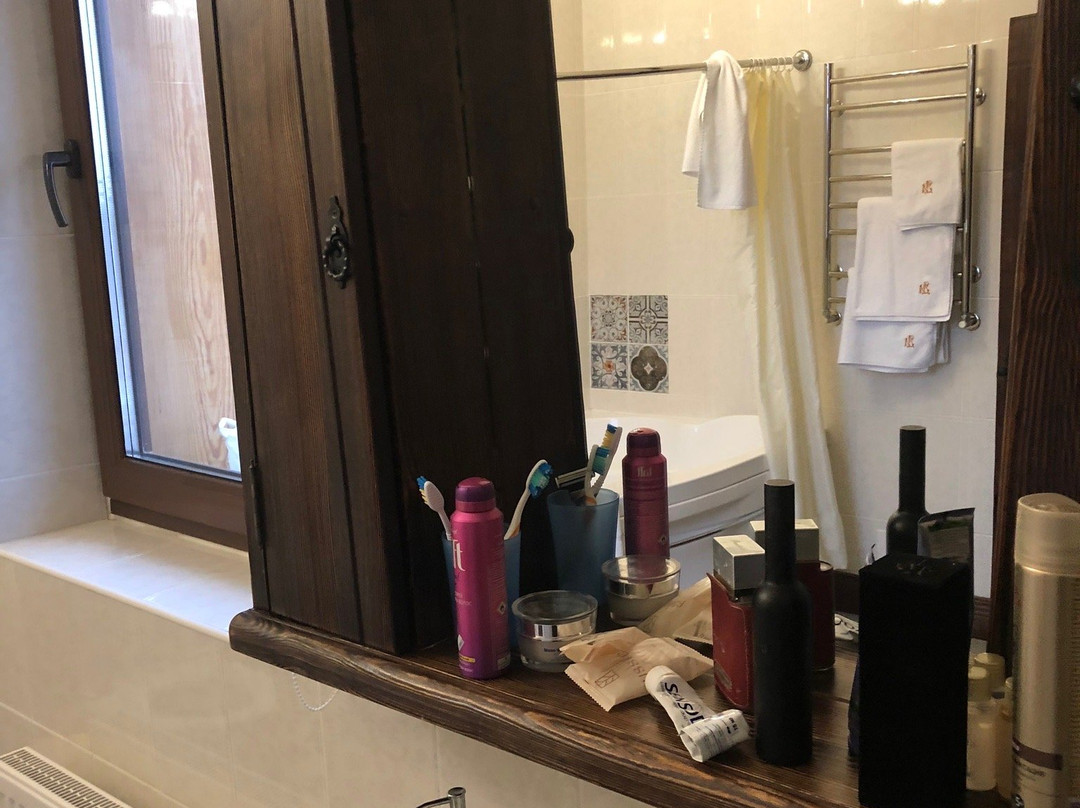 乌萨巴杜布罗波夫旅馆主图