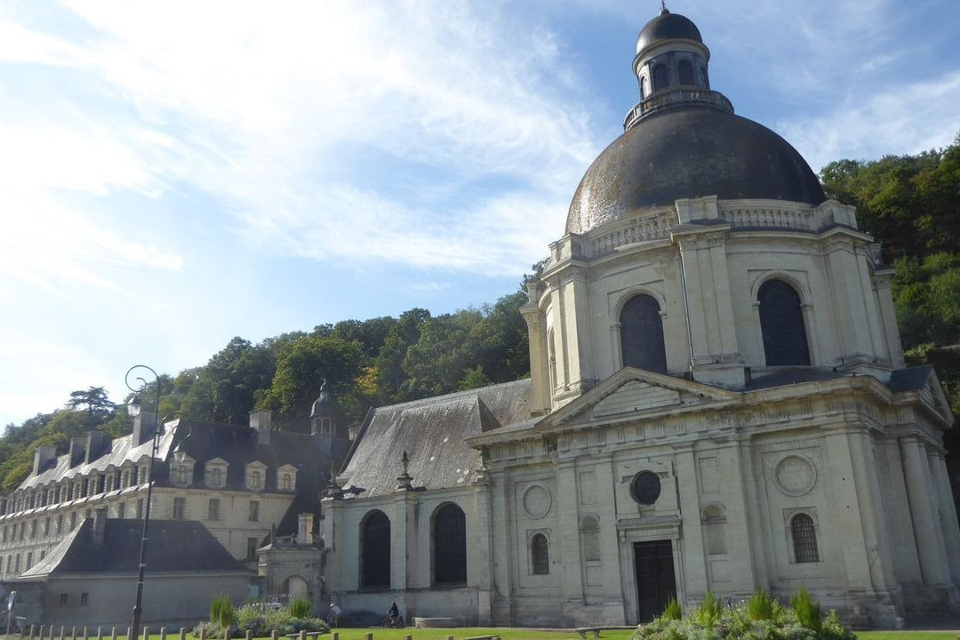 Chapelle Royale des Ardilliers景点图片