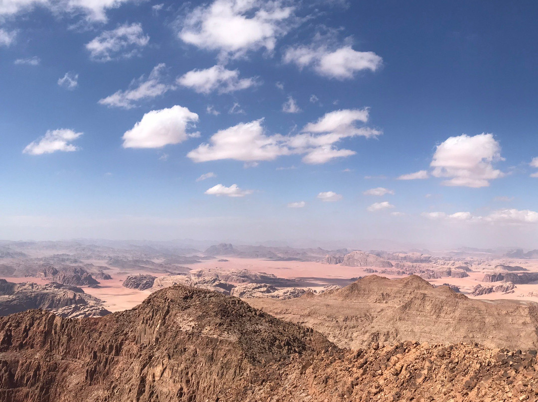 Jabal Umm ad Dami景点图片