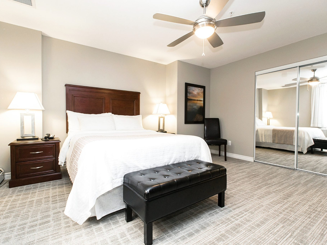 Canterra Suites Hotel主图