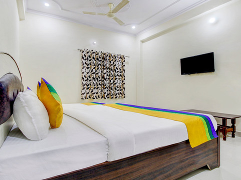 Treebo Trip Divine City主图